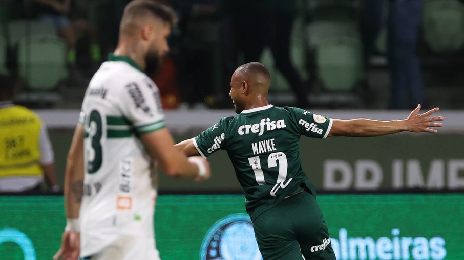 Palmeiras goleia Coritiba por 4 a 0 no Allianz Parque