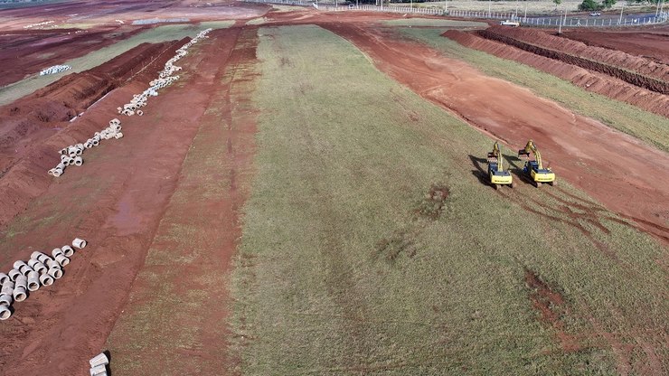 Goi%C3%A1s%20vai%20ganhar%20aeroporto%20com%20pista%20para%20avi%C3%B5es%20de%20grande%20porte