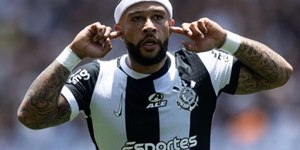 Corinthians: Memphis Depay é condenado por dirigir alcoolizado