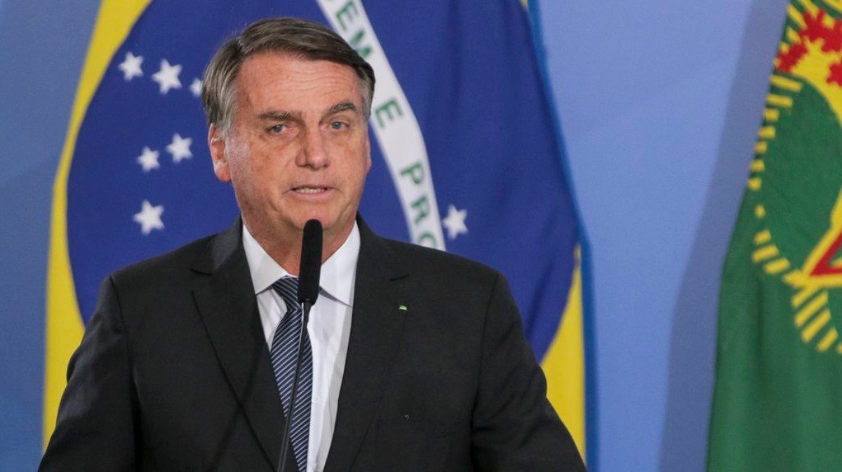 Para Bolsonaro, existe 'muita chance' de Congresso aprovar redução da maioridade penal