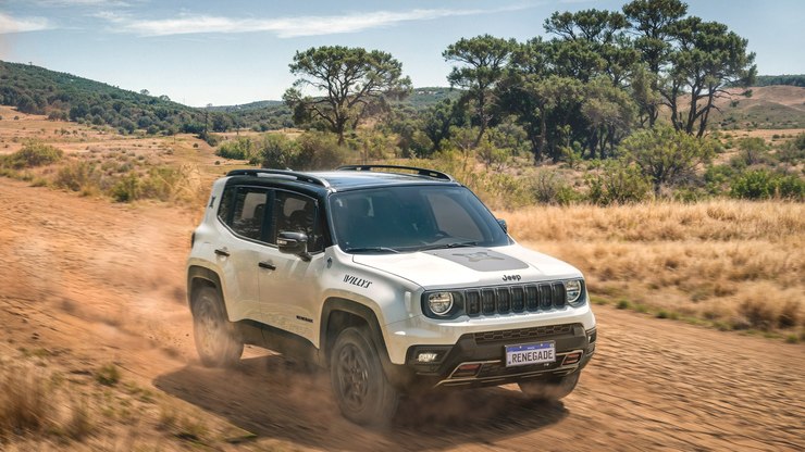 Jeep%20celebra%2010%20anos%20de%20produ%C3%A7%C3%A3o%20no%20Brasil%20com%20Renegade