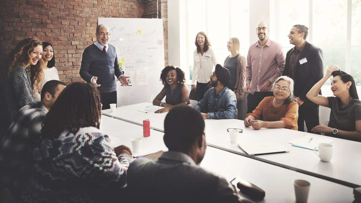 Lembre-se que a capacitação deve ser personalizada de acordo com as necessidades da empresa e da equipe