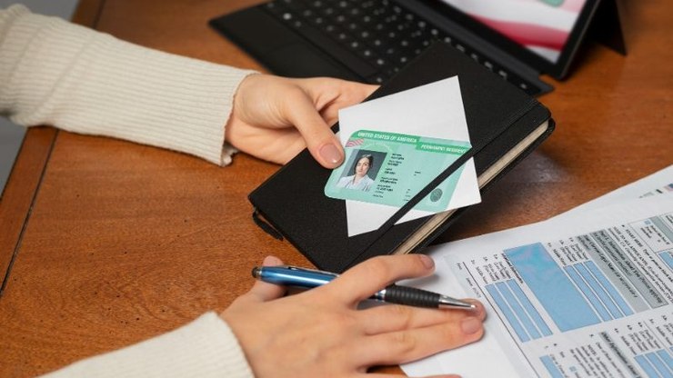 Vistos de trabalho são alternativas ao ‘Trump Card’