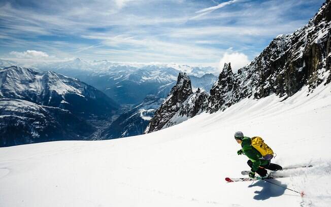 Chamonix atrai turistas que gostam de natureza e neve