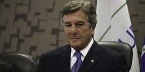 Ex-presidente Fernando Collor é preso por condenação na Lava Jato
