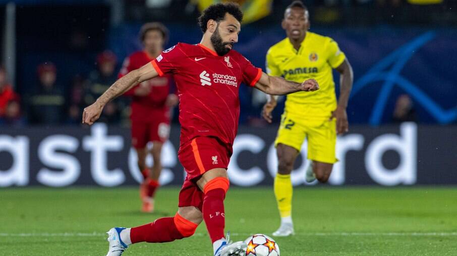 Salah entra na mira do Barcelona
