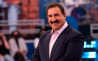 Ratinho celebra 12 kg a menos e evolução; veja antes e depois