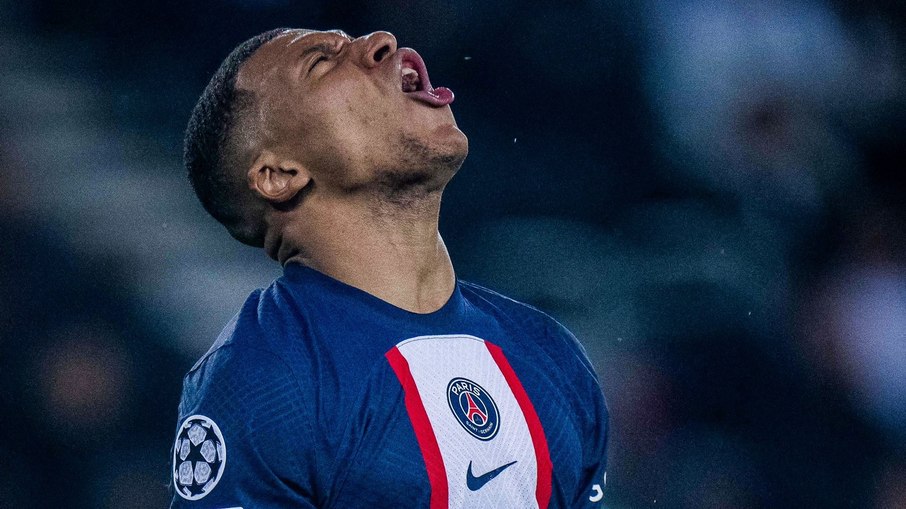 Mbappé causou polêmica em Paris