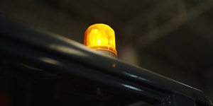 Sinalizador eletrônico deverá ser usado com triângulo na Espanha