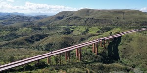 Conheça a história da primeira rodovia pavimentada do país