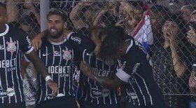 Corinthians vence o Londrina no retorno do ídolo Paulinho