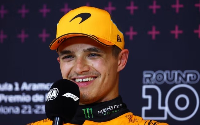 Lando Norris supera Verstappen e larga na frente do GP da Espanha