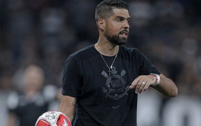 Água Santa e Corinthians empatam no Paulistão