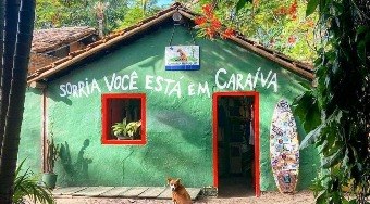 Fac%C3%A7%C3%A3o%20imp%C3%B5e%20toque%20de%20recolher%20a%20comerciantes%20em%20Cara%C3%ADva%20(BA)