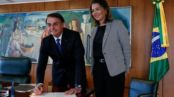 Bolsonaro modifica Lei Maria da Penha para melhor