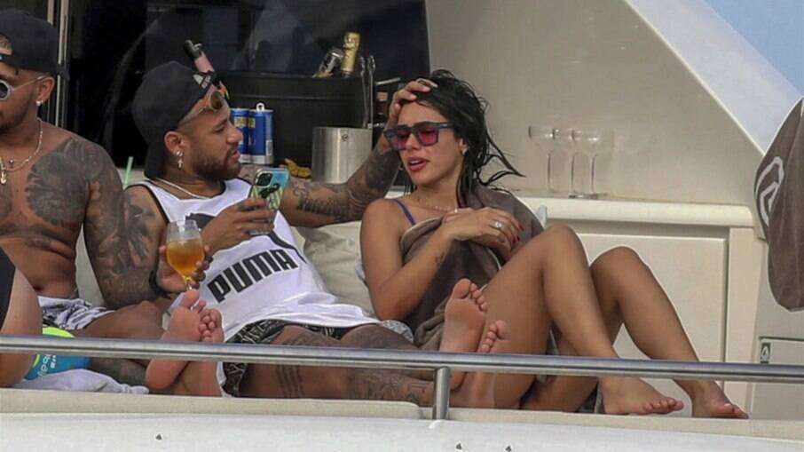 Neymar e Bruna Biancardi estão juntos desde agosto