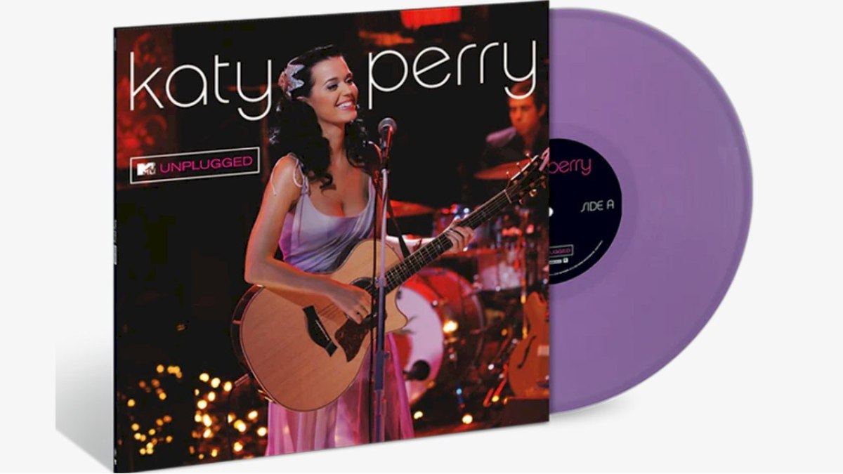 Katy Perry anuncia 'Live At MTV Unplugged' em vinil lilás