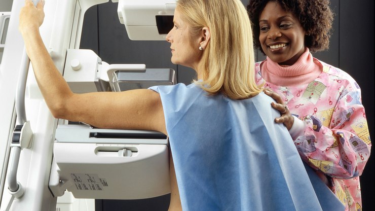 Autoexame não substitui mamografia na detecção precoce do câncer