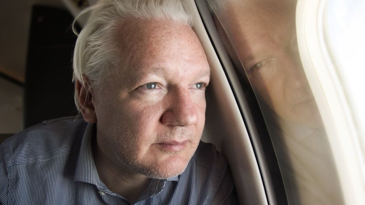 'Se aproximando da liberdade', escreveu o perfil da plataforma Wikileaks no X