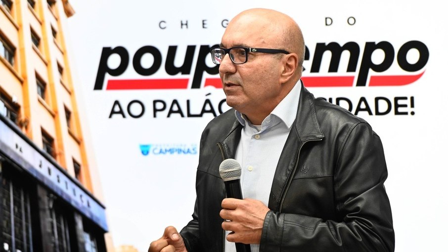 O Prefeito de Campinas, Dário Saadi, no anúncio da nova unidade do Procon