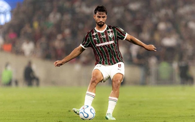 Martinelli sentiu dores no joelho esquerdo durante o jogo contra o Palmeiras