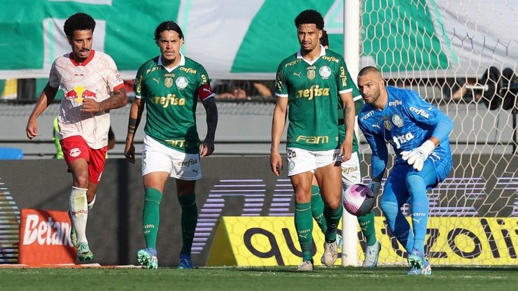 Após empate, Weverton afirma lutar até o fim e cita convocação para a Seleção