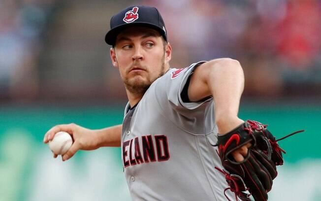 O relacionamento de Trevor Bauer não envolve nenhum tipo de comprometimento ou exposição nas redes sociais O relacionamento de Trevor Bauer não envolve nenhum tipo de comprometimento ou exposição nas redes sociais