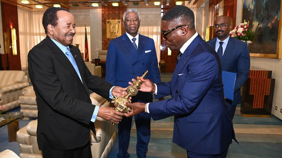 Paul Biya, presidente de Camarões Paul Biya, presidente de Camarões