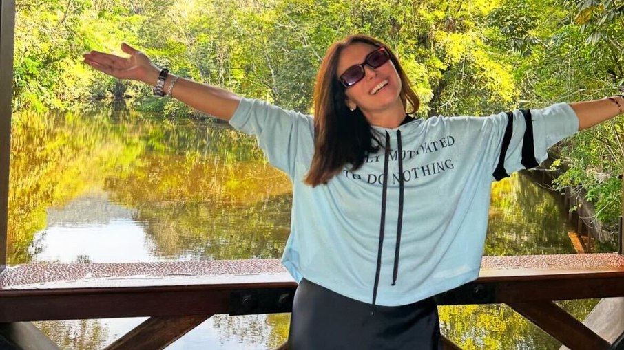 Giovanna Antonelli curte fim de semana em meio à natureza