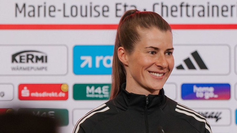 Marie-Louise Eta é a técnica do time masculino do Union Berlin