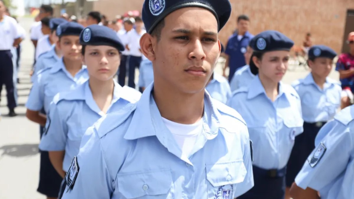 O programa Escola Cívico-Militar foi sancionado em maio pelo governador Tarcísio de Freitas