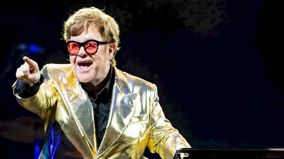 Elton John quebra recorde de audiência no Glastonbury Festival