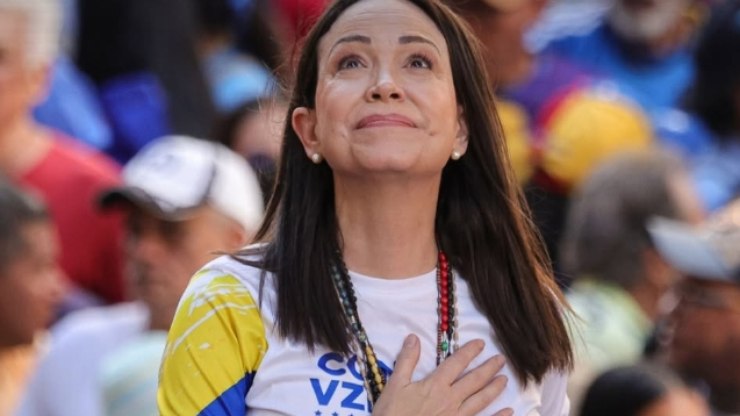 Maria Corina Machado promete liderar Venezuela “na hora certa”