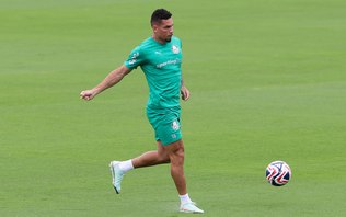 Com Paulinho de volta, Palmeiras retoma preparação no Mundial