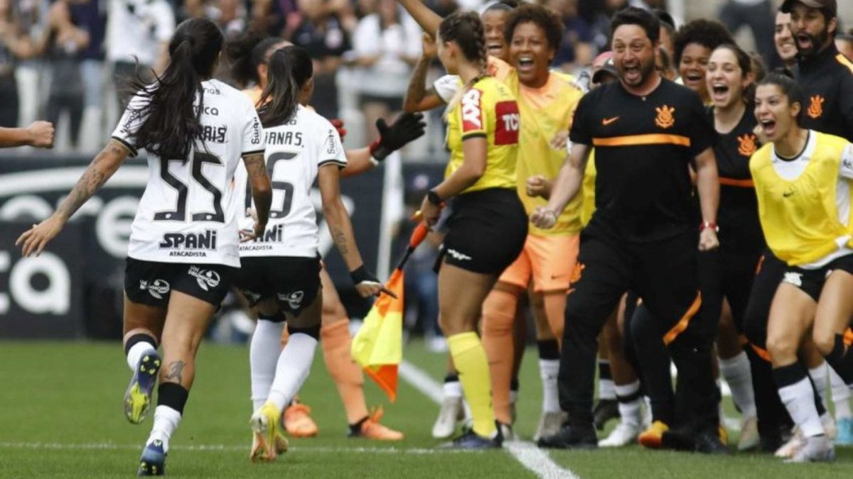 Corinthians inicia venda de ingressos para final do Brasileirão Feminino;  veja preços - Lance!