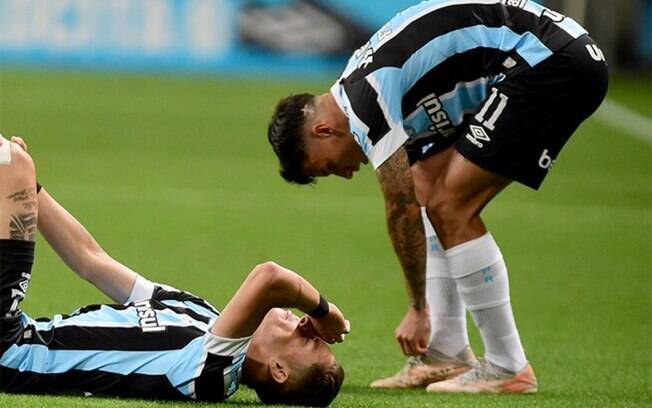 Da queda precoce na Libertadores ao rebaixamento: os fracassos do Grêmio em 2021