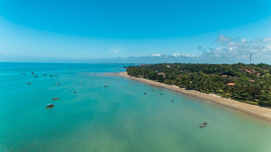 Praia de Cumuruxatiba - Prado BA Praia de Cumuruxatiba - Prado BA