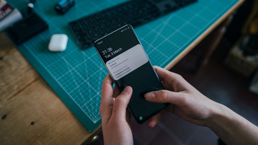 Aprenda a controlar e bloquear notificações de aplicativos no celular