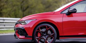 Volkswagen anuncia edição de 50 anos do Golf GTI com 325 cv