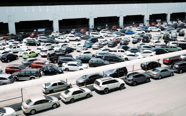 Dia das Mães: fluxo de veículos nos shoppings cresce 33%