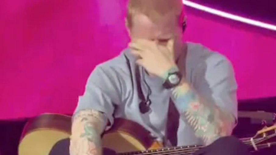 Ed Sheeran: choro com pedido de desculpas por um embate que não provocou.