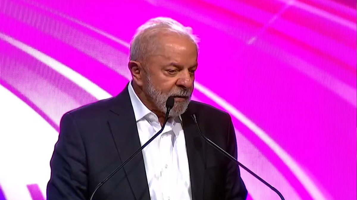 Lula cita negociação com Trump após recuo nas tarifas dos EUA Lula cita negociação com Trump após recuo nas tarifas dos EUA