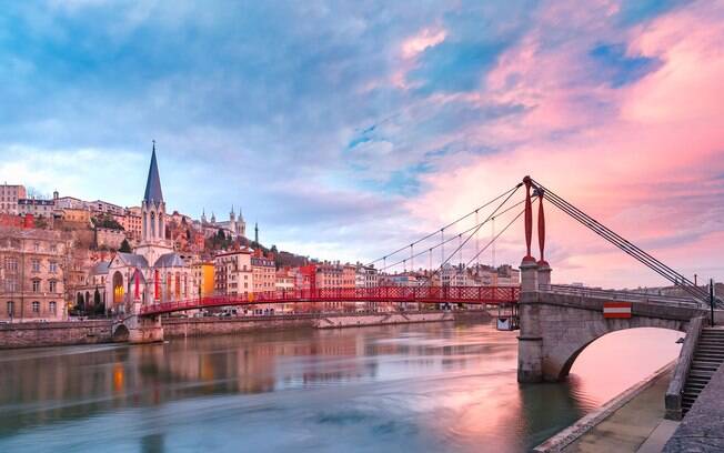 Lyon, na França, foi reconhecida pela União Europeia por seus esforços para difundir um turismo acessível e sustentável