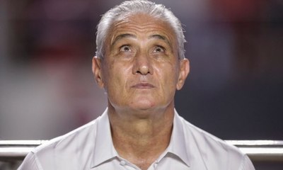 Palmeiras identifica torcedor que cuspiu em Tite e vai fazer boletim de ocorrência