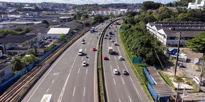 BR-324 e BR-116 têm trechos interditados após acidentes na Bahia