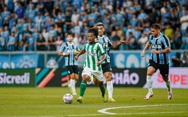 Grêmio sai na frente do Juventude e joga por empate para voltar à final Grêmio sai na frente do Juventude e joga por empate para voltar à final