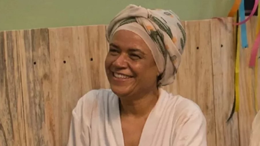 Chef Tanea Romão, do 'Pesadelo na Cozinha', morre aos 58 anos Chef Tanea Romão, do 'Pesadelo na Cozinha', morre aos 58 anos