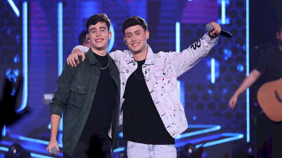 João Pedro e Fellipe se apresentam no palco da Tim, no Rock in Rio