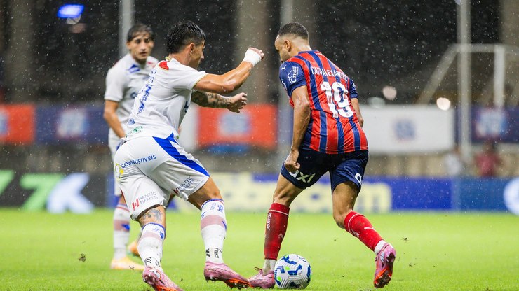 Fortaleza surpreende, vence o Bahia e agita briga contra o Z4
