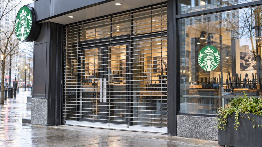 Starbucks anuncia fechamento de 250 lojas